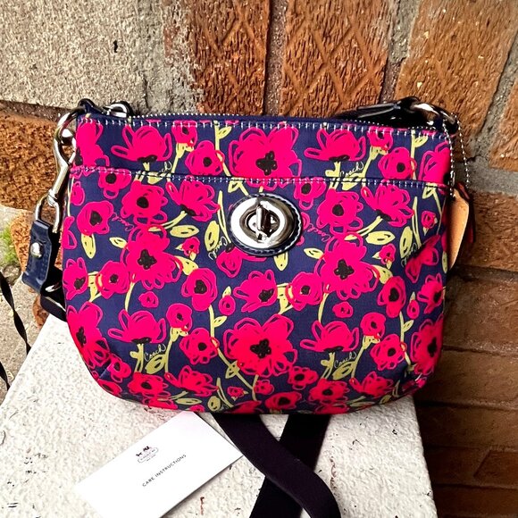COACH Poppy Red Roses Sateen Small Water Repellent Crossbody Bag Never Used - Picture 1 of 9